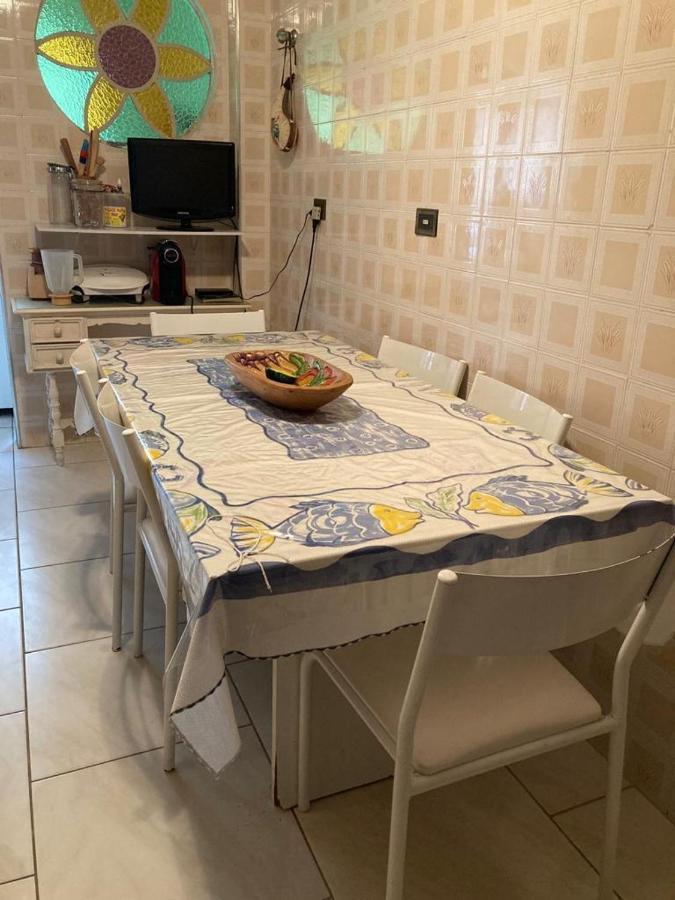Apartamento Praia Da Enseada Γκουαρούχα Εξωτερικό φωτογραφία